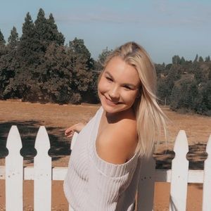 Meet your Posher, Irina